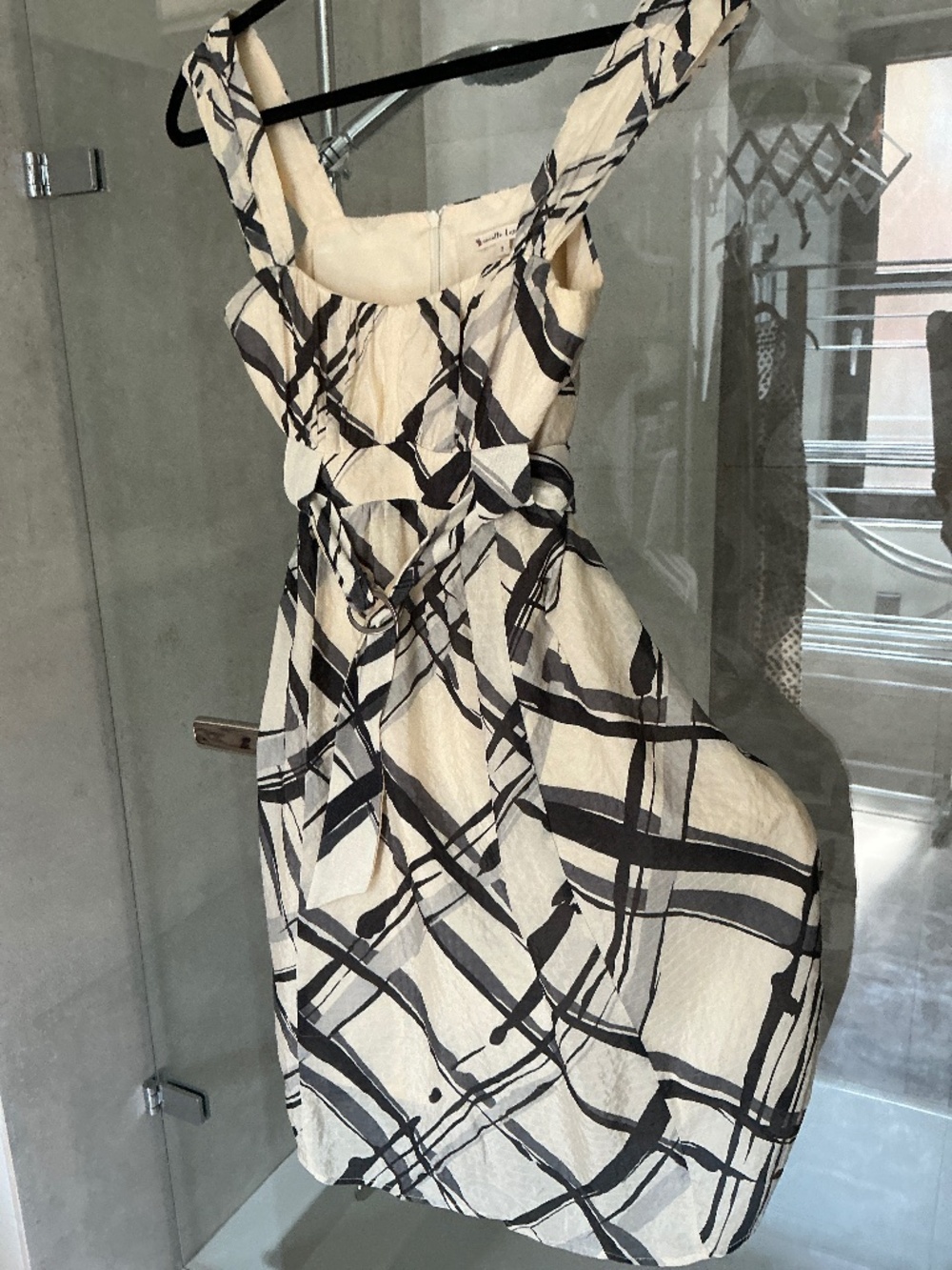 Nanette Lepore Silk Dress – Size 2 | Abstract Print | Feminine & Chic